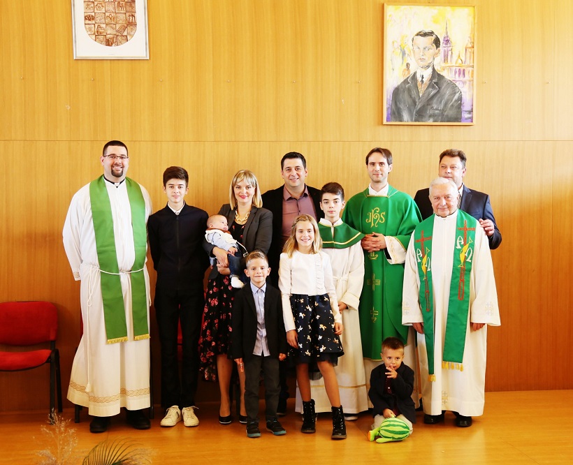 Kršteno šesto dijete u obitelji Bošković