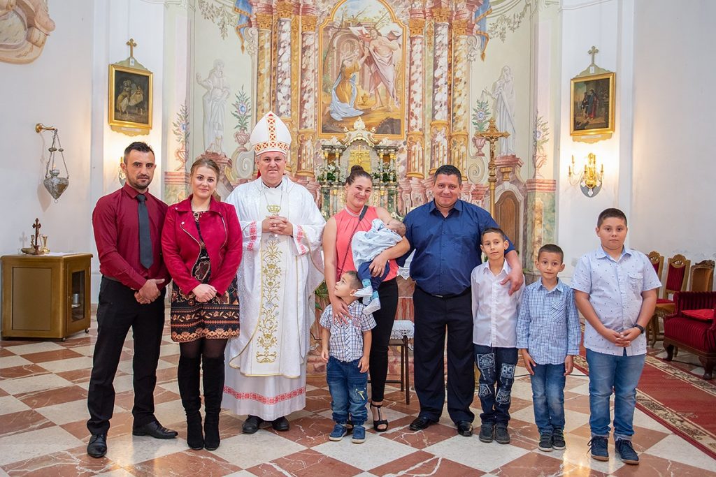Kršteno peto dijete u obitelji Mareković