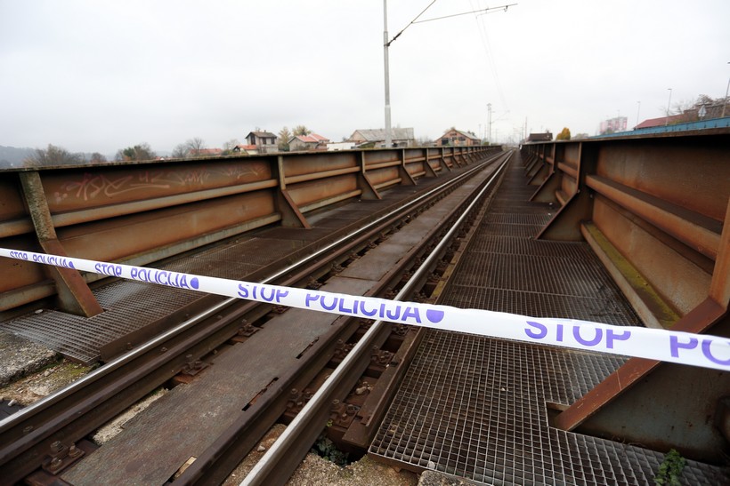 Karlovac: Nepoznata Osoba Poginula U Naletu Vlaka