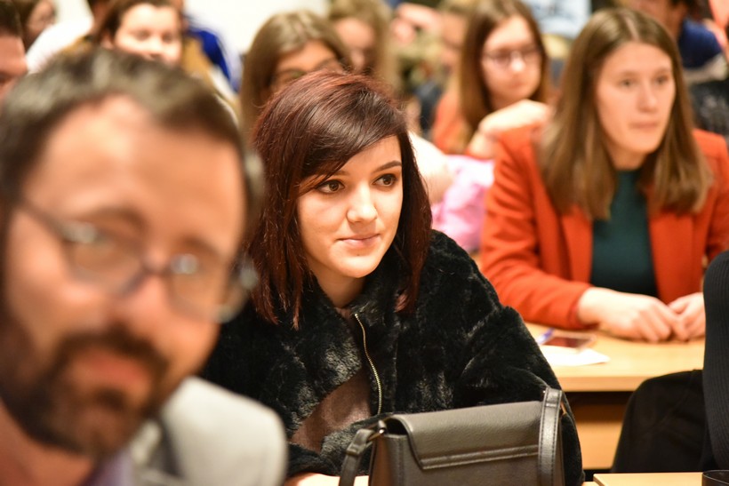 Tribina Urednik – Između Marginalizacije I Novoga Uzleta (11)