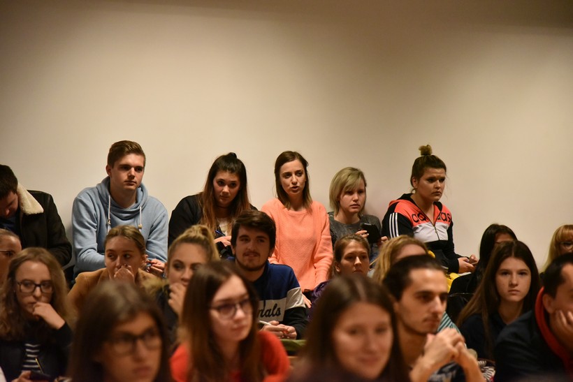 Tribina Urednik – Između Marginalizacije I Novoga Uzleta (19)