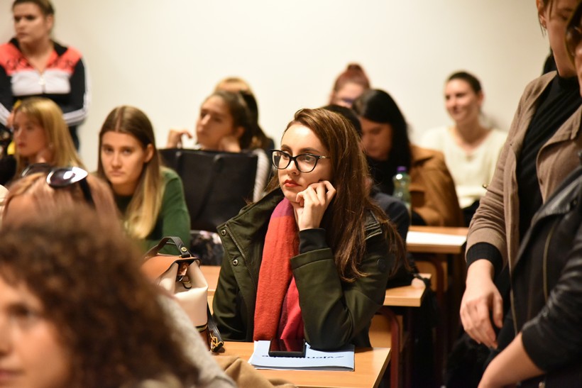 Tribina Urednik – Između Marginalizacije I Novoga Uzleta (22)