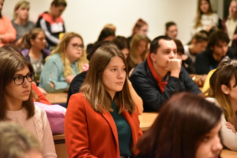Tribina Urednik – Između Marginalizacije I Novoga Uzleta (5)