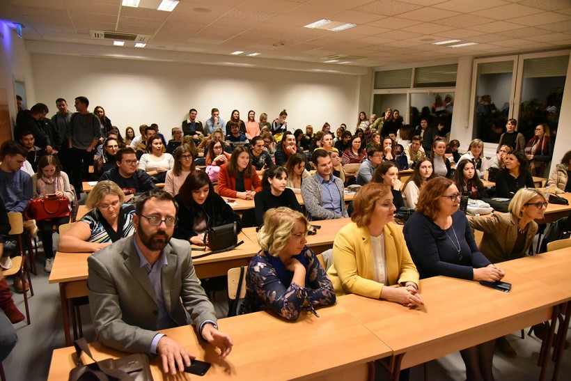Tribina Urednik – Između Marginalizacije I Novoga Uzleta (9)