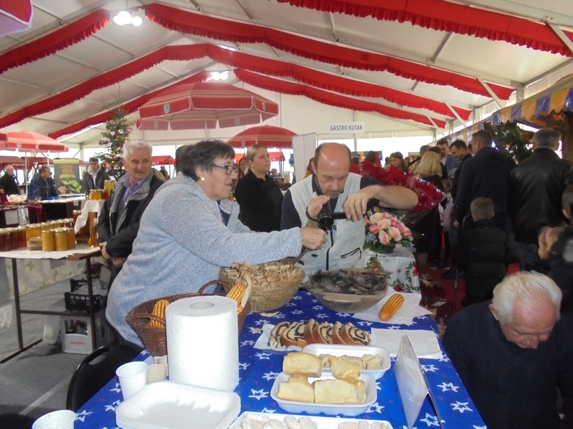 OPG Bakina okućnica na božićnom sajmu u Pušćini