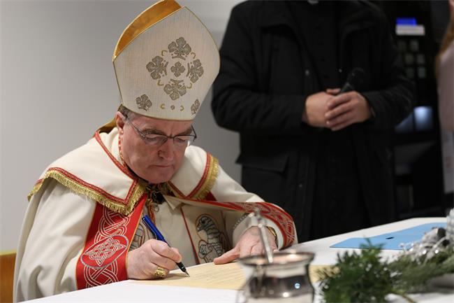 Kardinal Bozanić uputio smjernice o liturgiji u Velikom tjednu