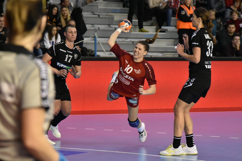 Podravka Vegeta Siofok (2)