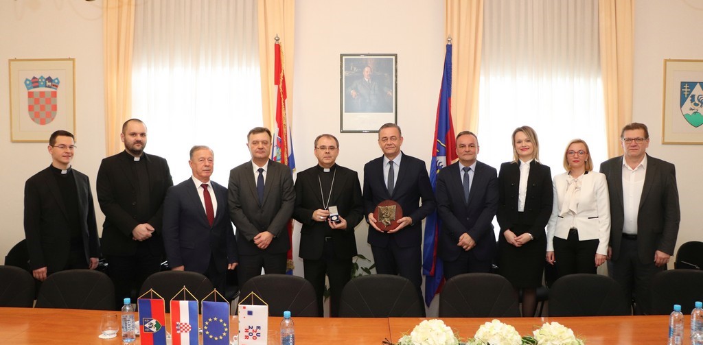 Župan Koren održao prijem za novog varaždinskog biskupa Božu Radoša