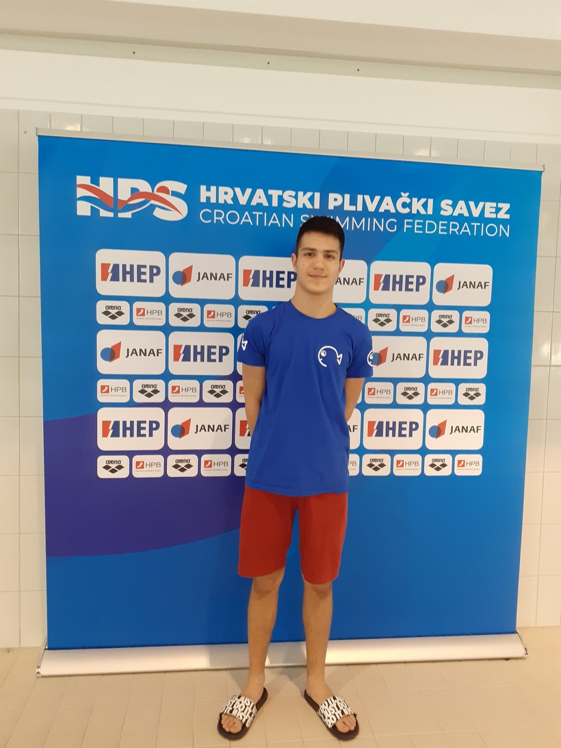 Damjan Domanovac ostvario odlične rezultate na Prvenstvu Hrvatske u plivanju za kadete