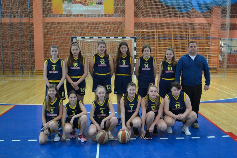 [FOTO] Županijsko školsko prvenstvo košarkašica u Križevcima