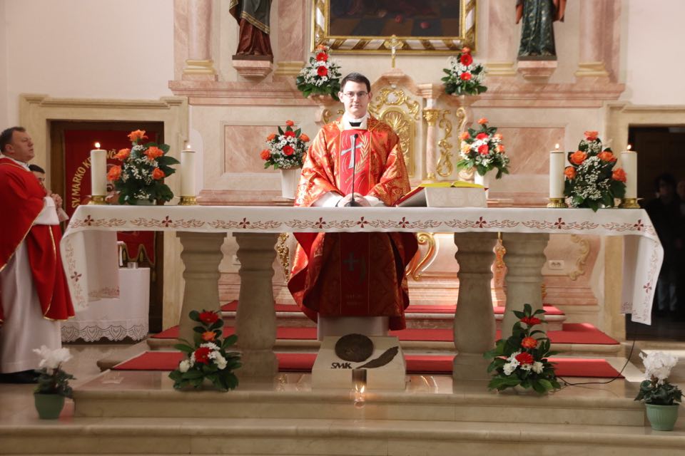 [FOTO] Svetom misom u crkvi sv. Ane u Križevcima svečano proslavljen blagdan sv. Valentina