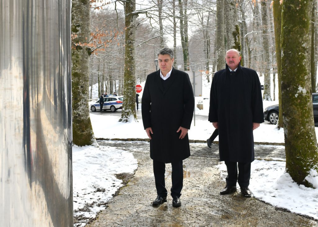 Predsjednik Zoran Milanović odao počast redarstveniku Josipu Joviću, prvoj žrtvi Domovinskog rata