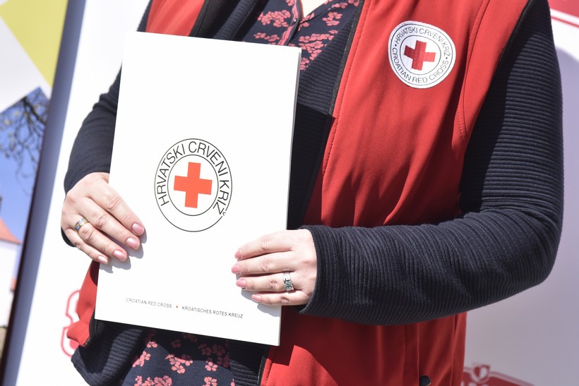 Ustavni sud ukinuo davanja za Crveni križ: ‘Bez nas mnogi bi mnogo teže živjeli’