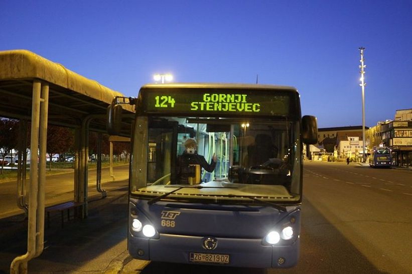 Juričan ‘otvorio autobusni promet u Zagrebu’: ‘Dok naš gradonačelnik Bandić sniva…’