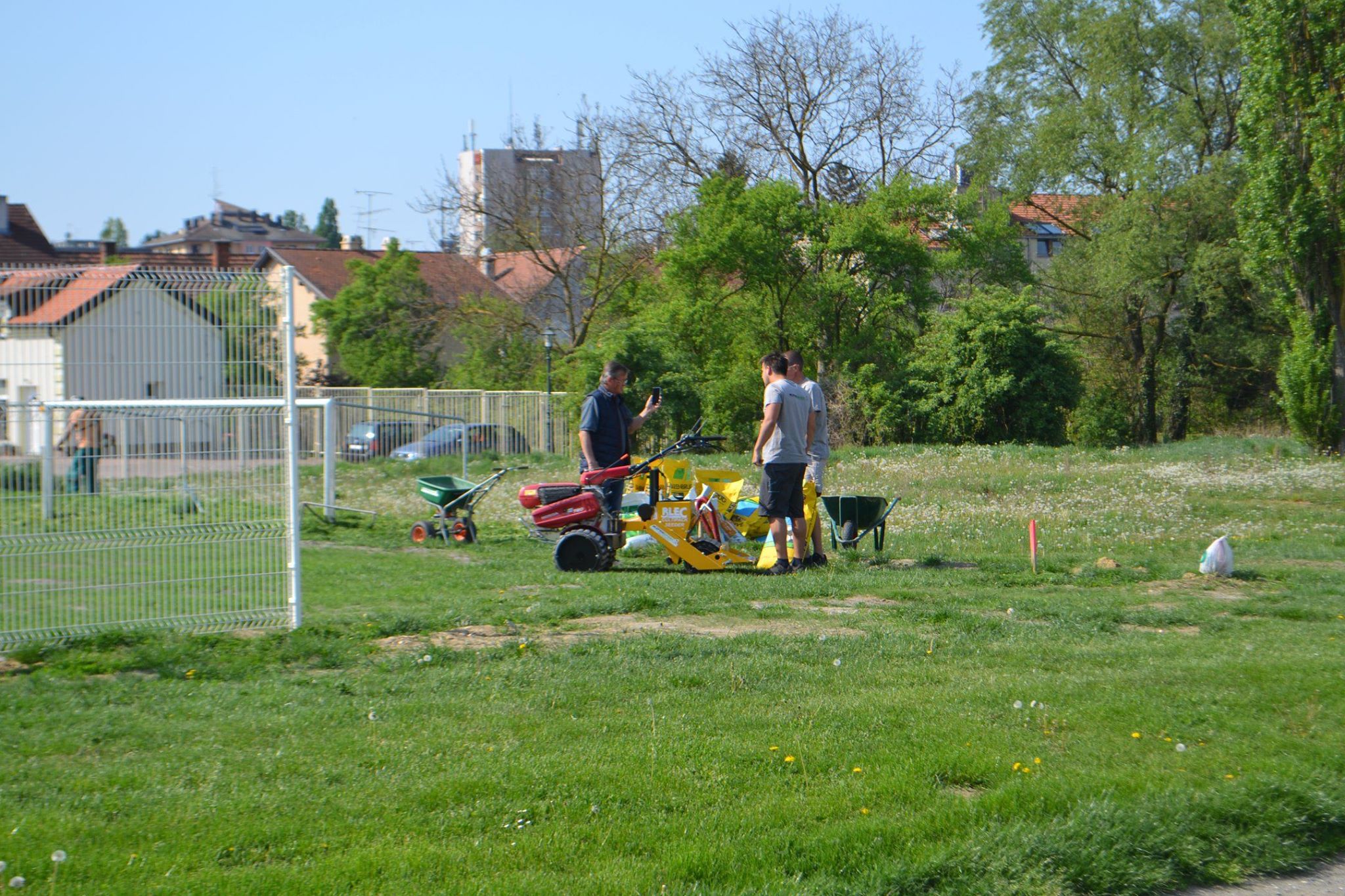 [FOTO] Gradski stadion u Križevcima: Nastavljeni radovi na pomoćnom igralištu