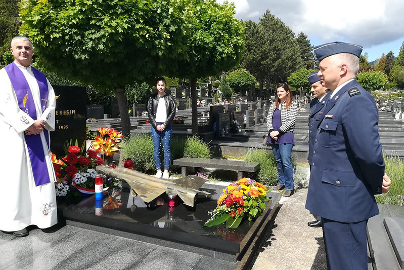 25. obljetnica pogibije pilota HRZ-a junaka Domovinskog rata Rudolfa Perešina