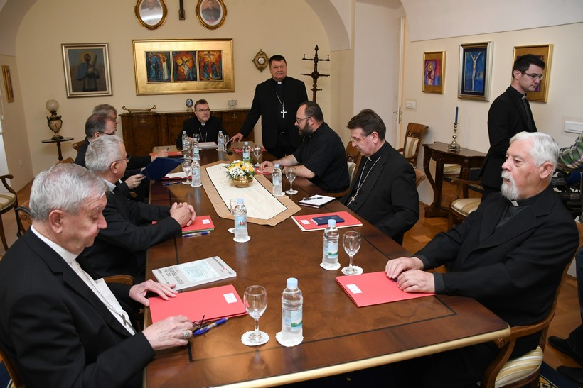 🎦 U Bjelovaru održana sjednica biskupa zagrebačke crkvene pokrajine