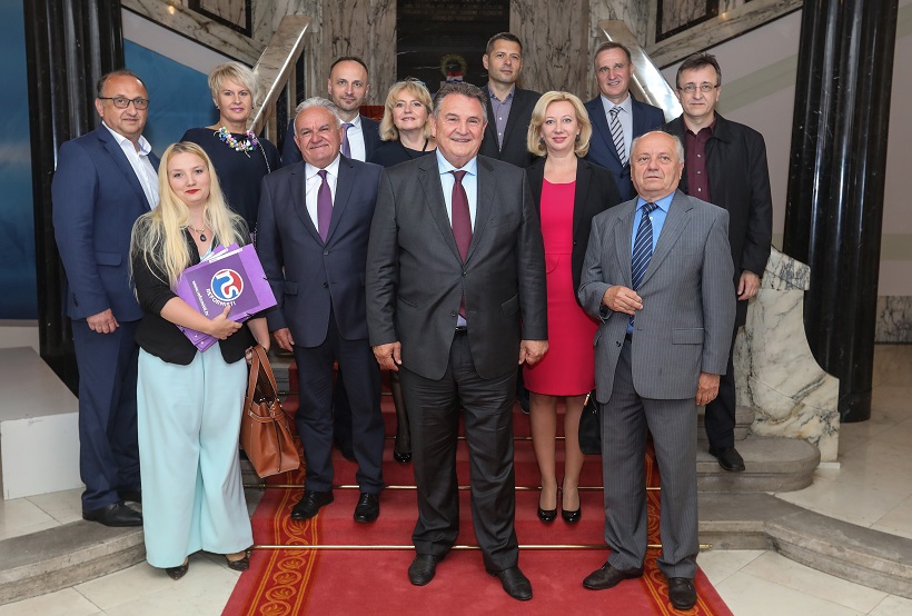 Zagreb: Reformisti predali liste za parlamentarne izbore