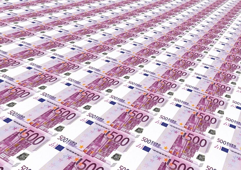 Rekao 72-godišnjakinji da obavlja tajne provjere novca u banci pa mu dala 10.000 eura!