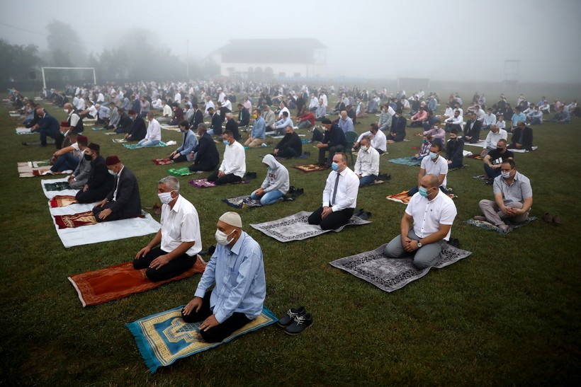 Muslimanski sveti mjesec ramazan počinje u utorak u većini zemalja