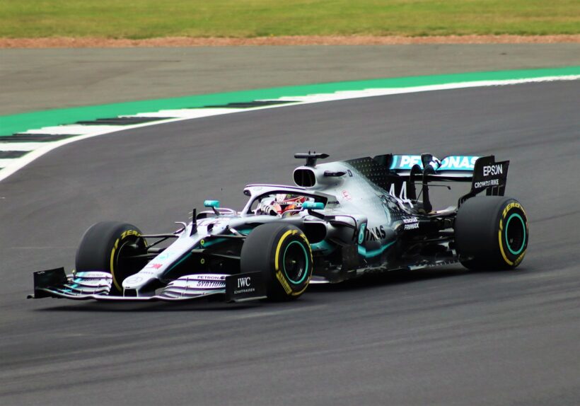 F1 Lewis