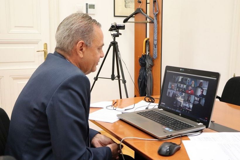 Konferencija (1)