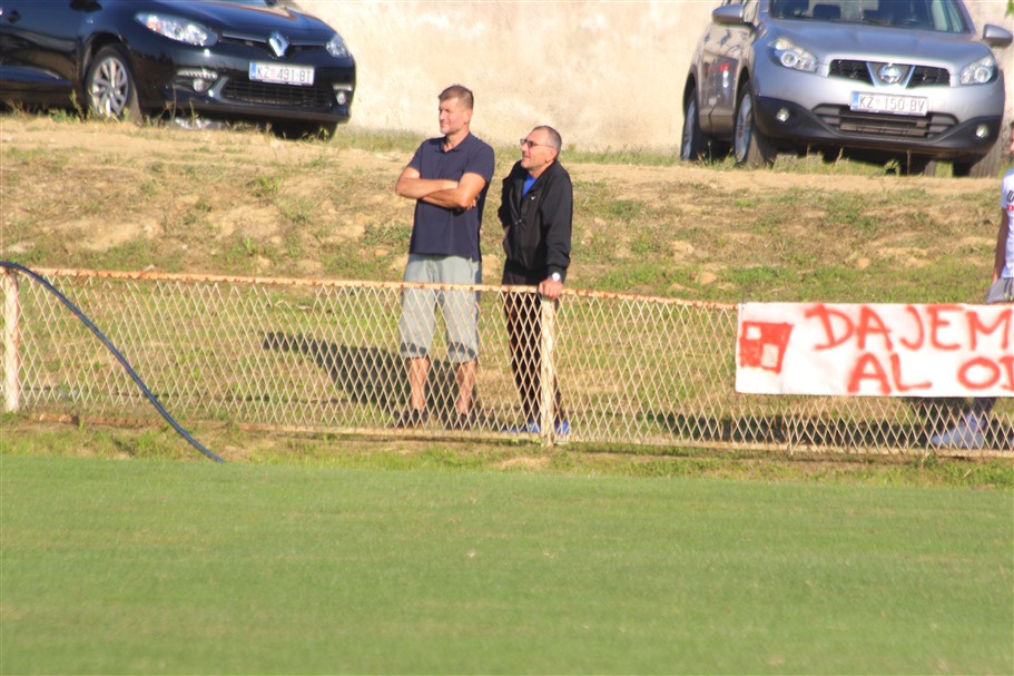 nogomet tomislav radnik viktorija 09