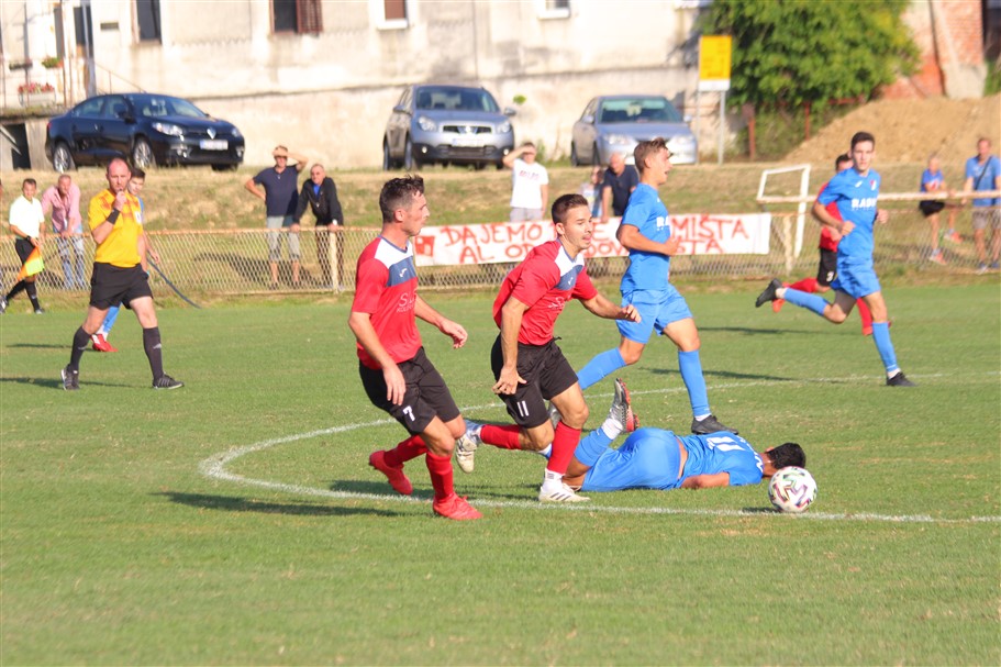 nogomet tomislav radnik viktorija 11