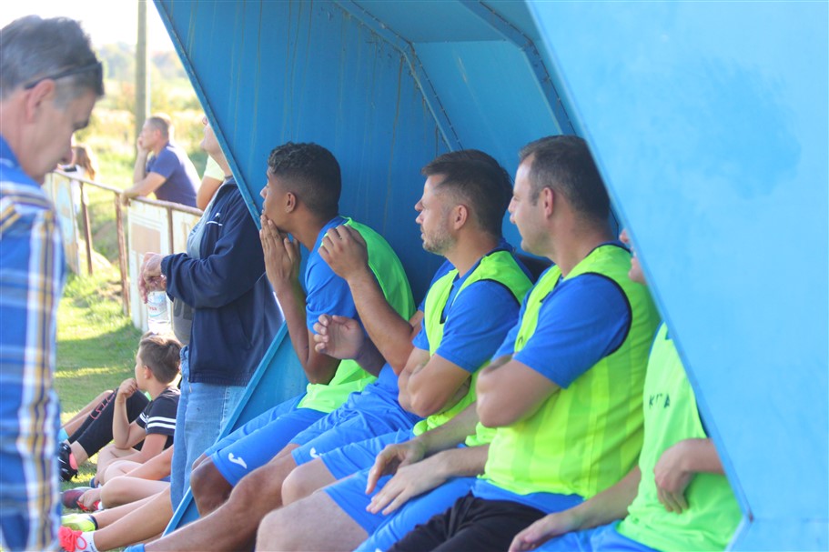 nogomet tomislav radnik viktorija 23