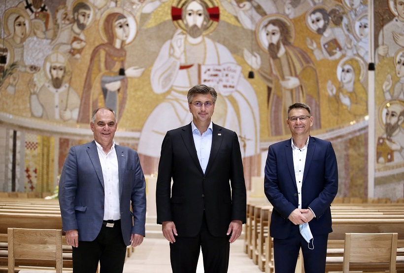 Andrej Plenković obišao Crkvu Svete Obitelji u Solinu