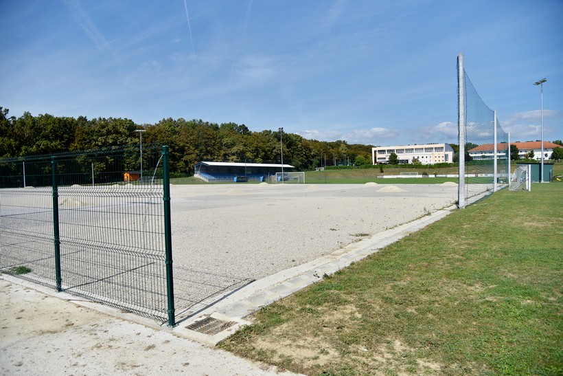 umjetna trava dugo selo (1)