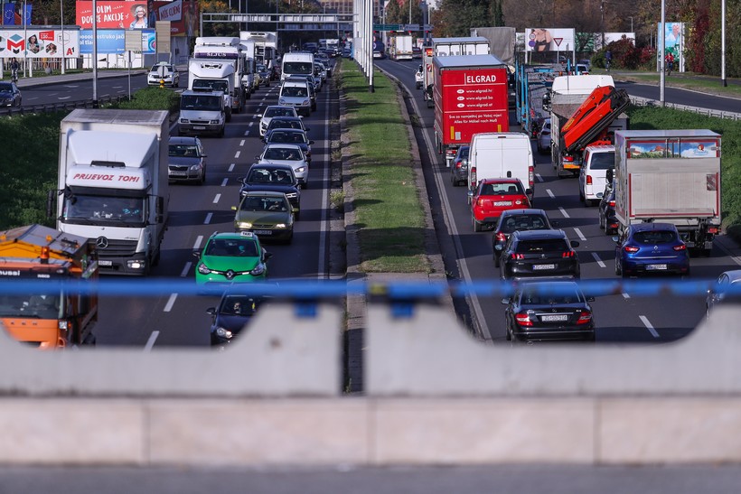 U Hrvatskoj je više od dva i pol milijuna registriranih cestovnih vozila