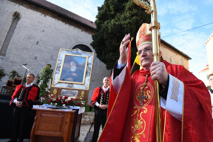 Šibenik: Kardinal Bozanić predvodio proslavu blagdana sv. Nikole Tavelića