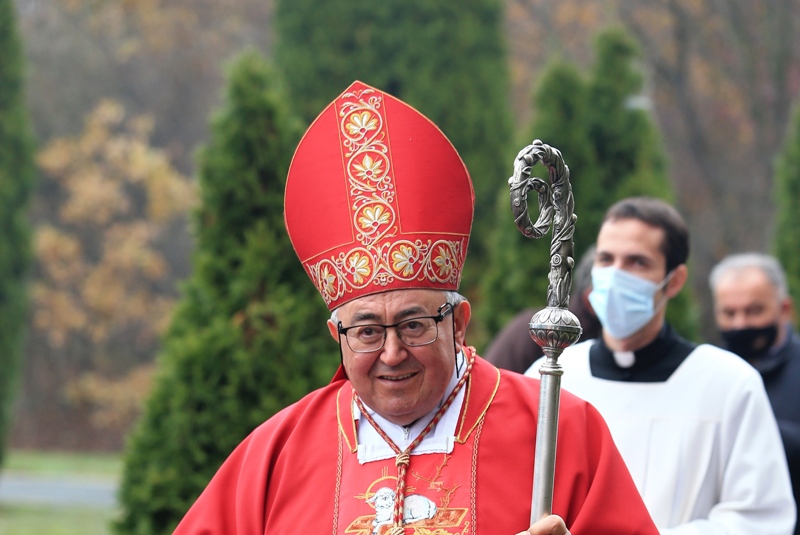 Kardinal Puljić u Vukovaru: Molimo i za one koji su činili zlo