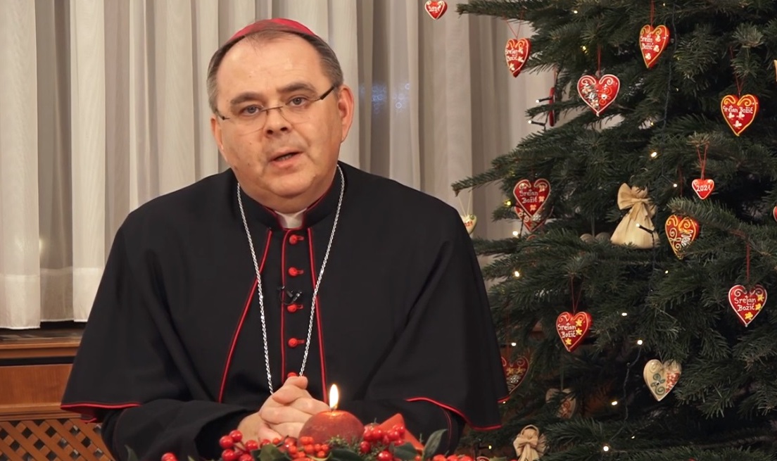 Božićna poruka varaždinskoga biskupa Bože Radoš: Idilu Božića krade nam neželjeni gost