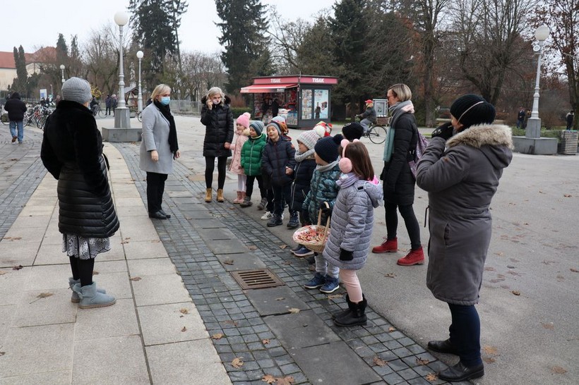 kicenje_jelke_dv_smiješak_2020_04