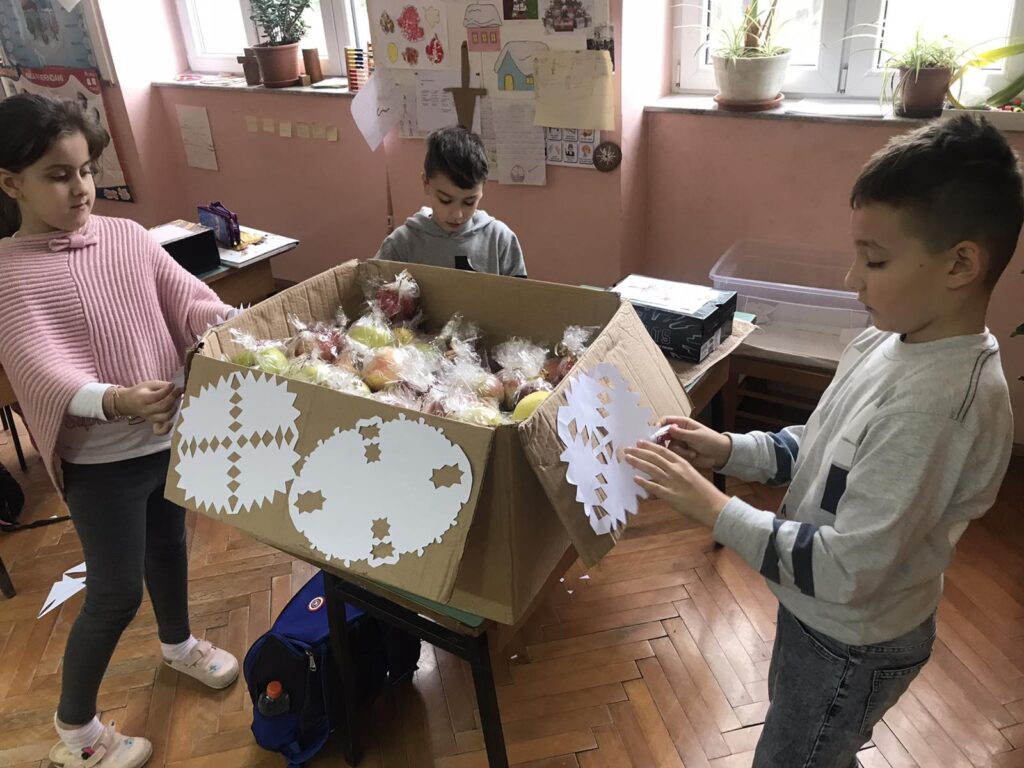 ucenici donirali medicinske djelatnike4