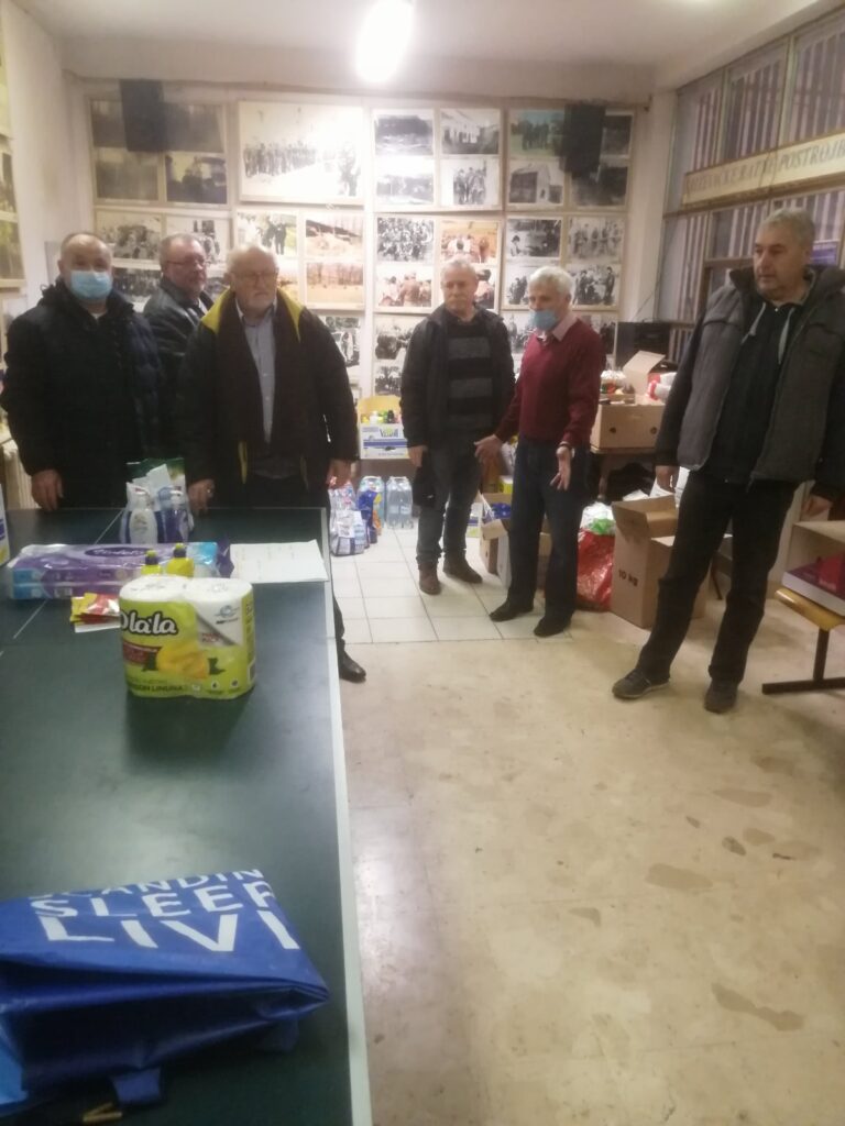 IMG-73040a70c3de4ed5c4f1d9ac12f86037-V