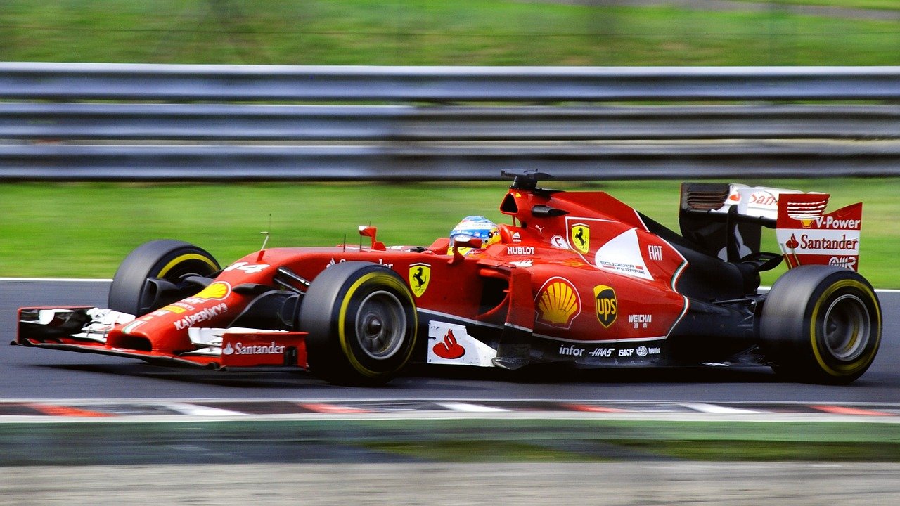 F1: Ferrari darovao Leclercu bolid u kojem je ostvario dvije pobjede