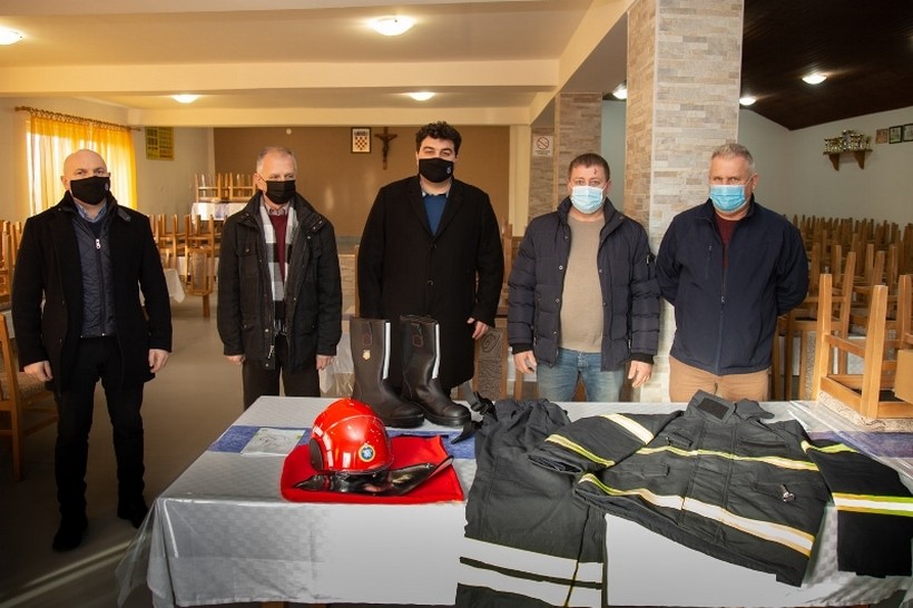 vatrogascna oprema (15)