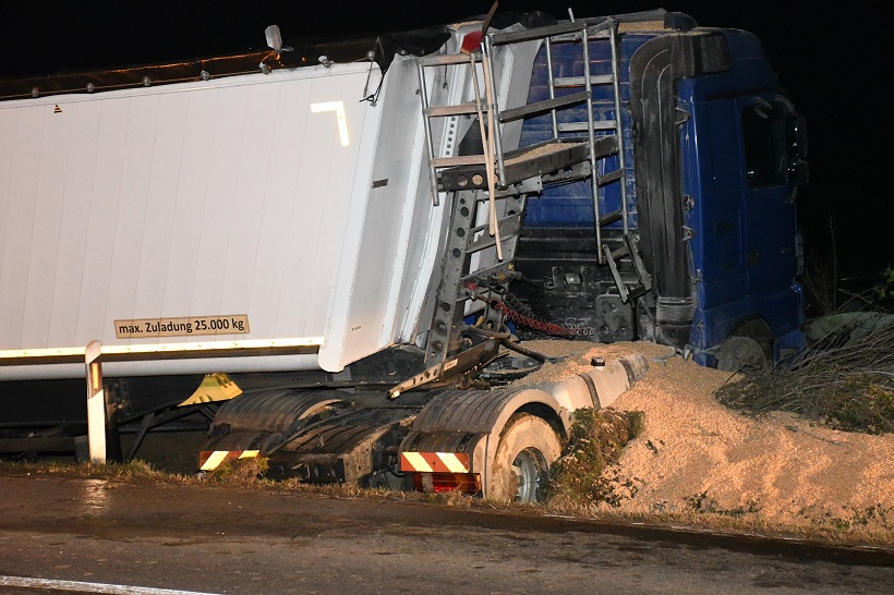 Severin: Kamion sletio s ceste, poginuo vozač