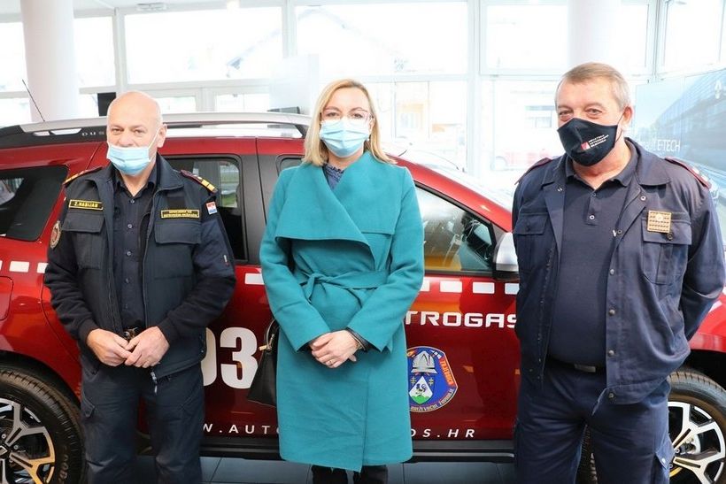 Primopredaja vozila vatrogasnoj zajednici KKŽ (4)