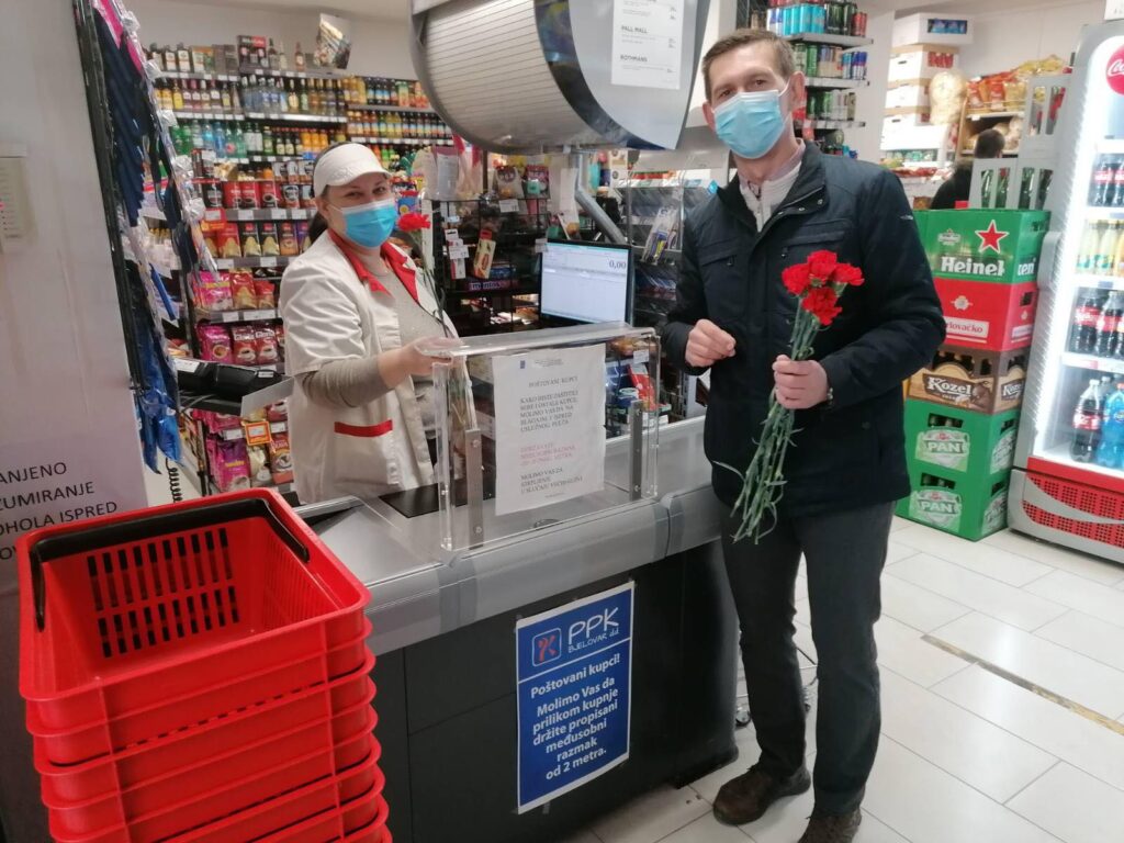 kucina4
