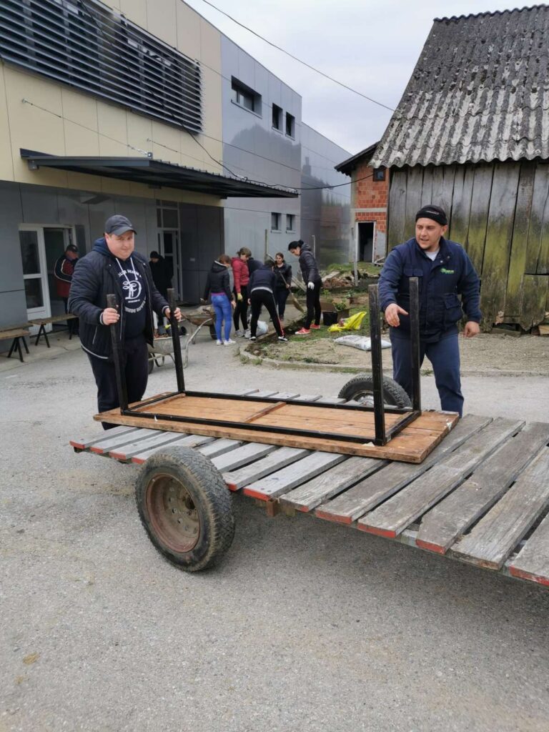 IMG-2476845d76b1551c3fc9fe48188640a9-V