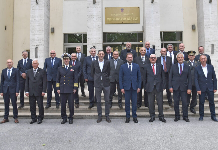Banožić okupio bivše ministre obrane, načelnike GS OS i predstavnike HGZ-a