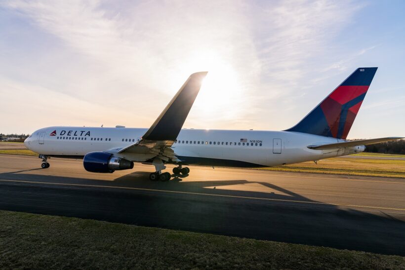 Delta 767 300