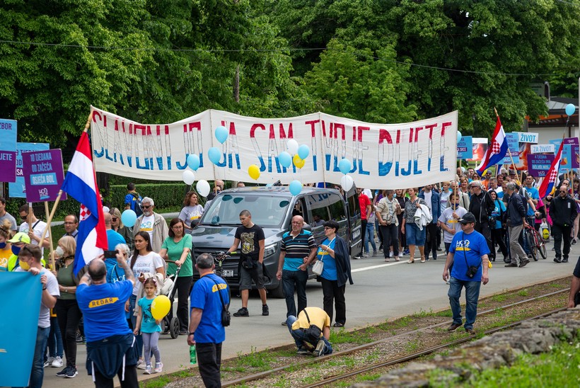 Osijek: Održan 2. Hod za život, obitelj i Hrvatsku