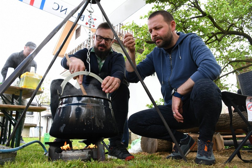 Bjelovar: Održana tradicionalna 19. gulašijada u općini Veliko Trojstvo