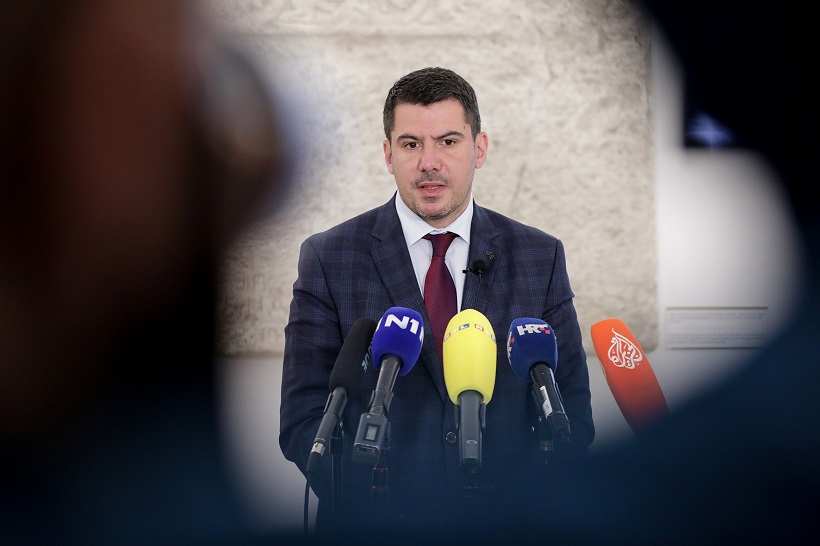 Grmoja: U slučaju Sabljak nezakonite radnje Božinovića i policije