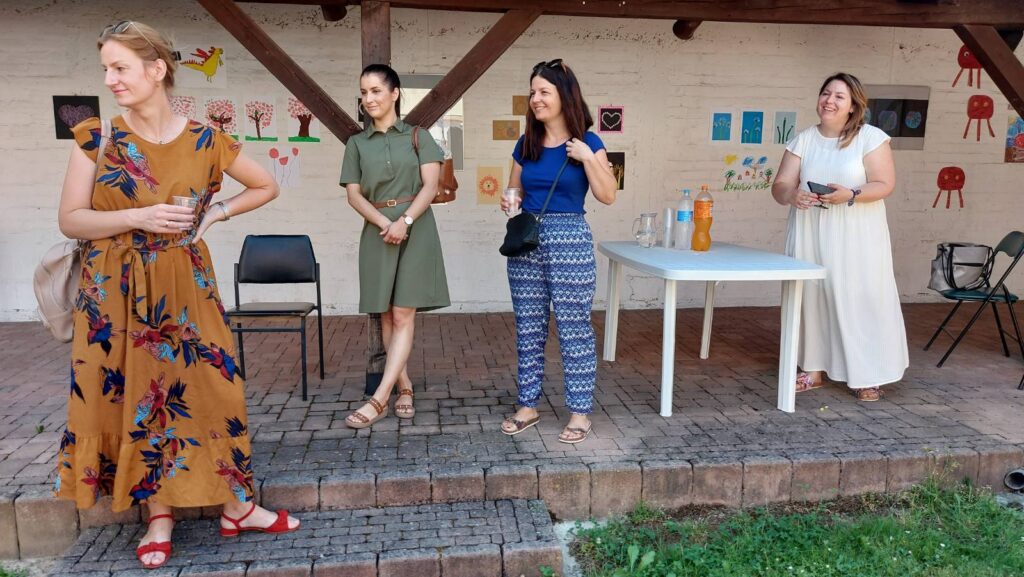 IMG-abd4ddc62c35f5d5e54b2bf226966bd7-V